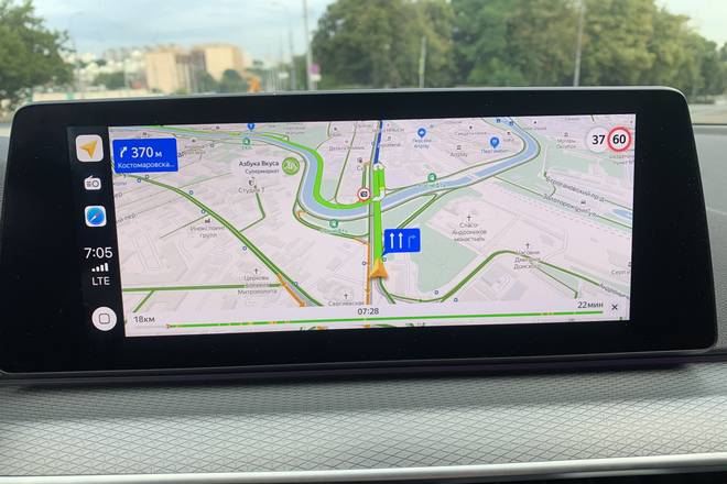 Яндекс Навигатор в Apple CarPlay