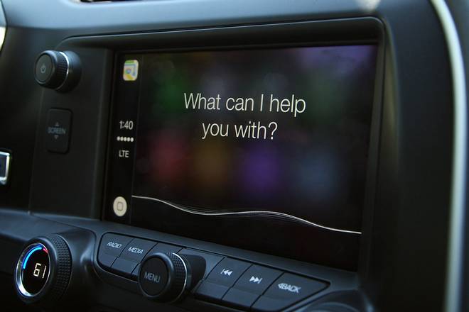 Siri в Apple CarPlay