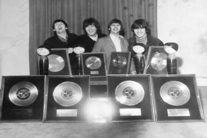 EMI Records сразу же зацепились за Beatles