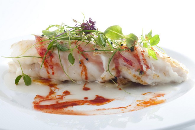 Морской черт стала главным фаворитом среди гурманов и знаменитых шеф-поваров за свой нежный, легкий и невероятно приятный вкус