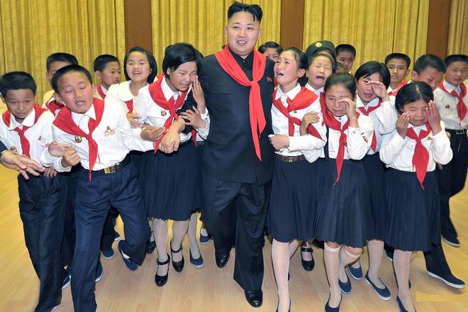 Северная Корея приказала людям, носящим имя лидера Ким Чен Ына, верховного лидера Корейской Народно-Демократической Республики, изменить свои имена